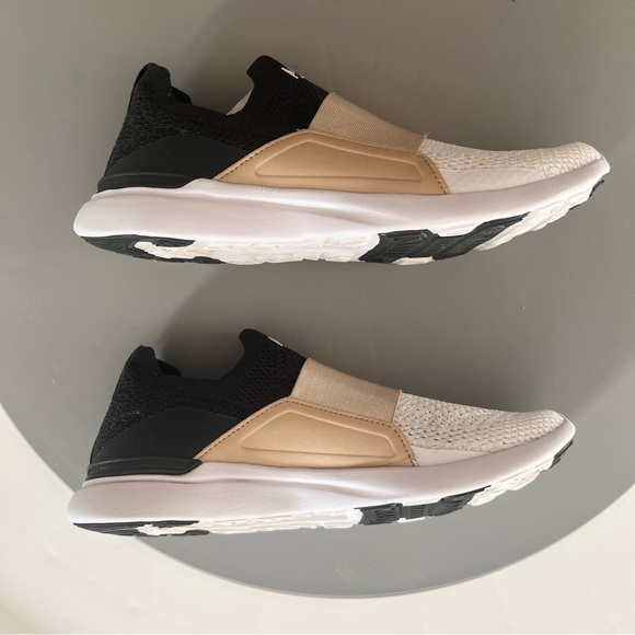 APL Women's TechLoom Bliss Metallic Black / Champagne / Metallic Pearl - Picture 7 of 9